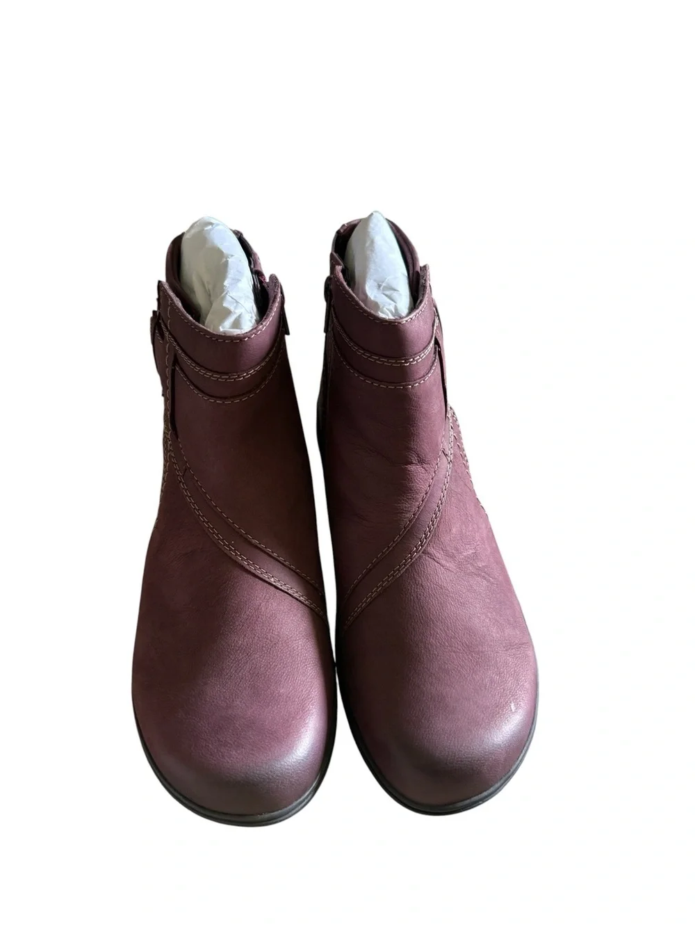 Clark’s NIB Leather Ankle Boots, Carleigh style, wine color, size 9
